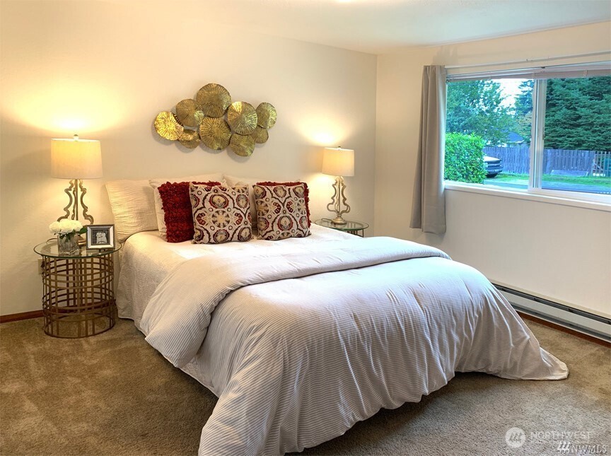 2119 Southwest Cloverdale Street Seattle, WA 98106 - Photo 4 of 5