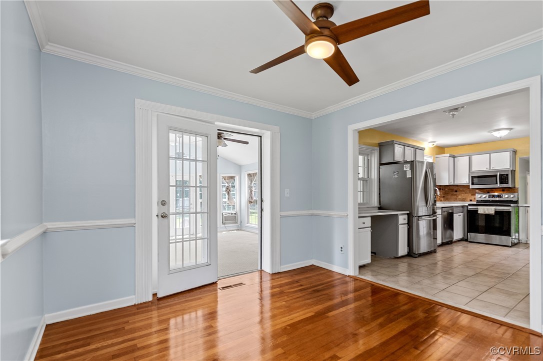 11911 Kilrenny Road Midlothian, VA 23113 - Photo 7 of 39 a view of kitchen with sink microwave and refrigerator