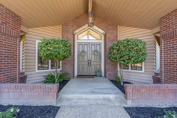 $940,000 | 2500 Van Hoeks Circle, Modesto, CA 95356