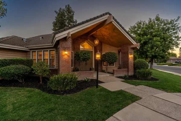 $940,000 | 2500 Van Hoeks Circle, Modesto, CA 95356