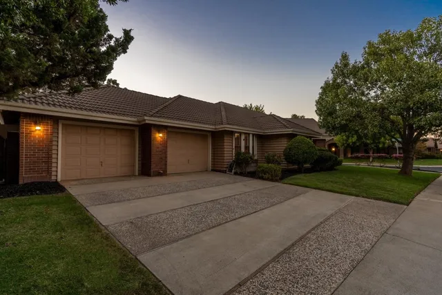 $940,000 | 2500 Van Hoeks Circle, Modesto, CA 95356
