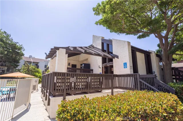 $2,750 | 7205 Summertime Lane, Culver City, CA 90230