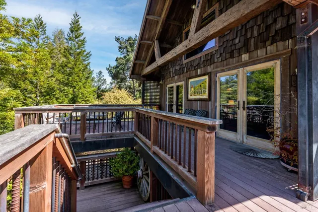 $2,295,000 | 40811 Eureka Hill Road, Point Arena, CA 95468