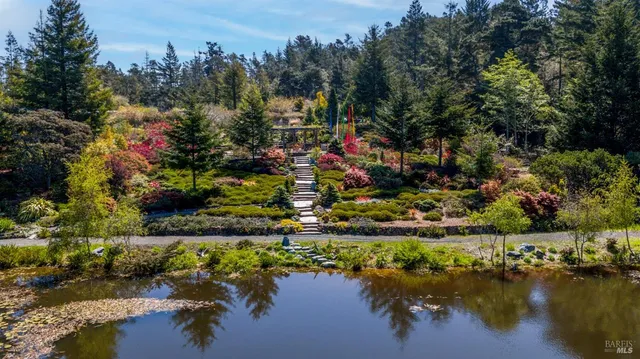 $2,295,000 | 40811 Eureka Hill Road, Point Arena, CA 95468