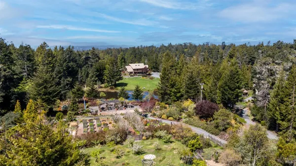 $2,295,000 | 40811 Eureka Hill Road, Point Arena, CA 95468