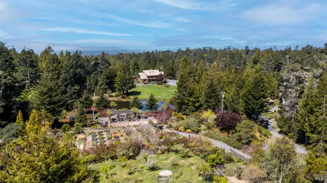 $2,295,000 | 40811 Eureka Hill Road, Point Arena, CA 95468