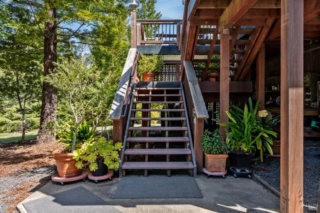 $2,295,000 | 40811 Eureka Hill Road, Point Arena, CA 95468