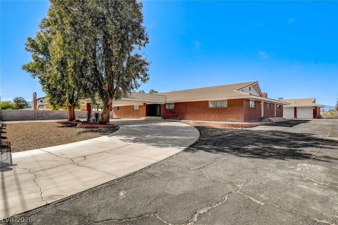 5600 Del Rey Avenue Las Vegas, NV 89146 - Photo 1 of 99