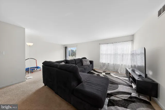 $279,900 | 226 Northdown Drive, Dover, DE 19904