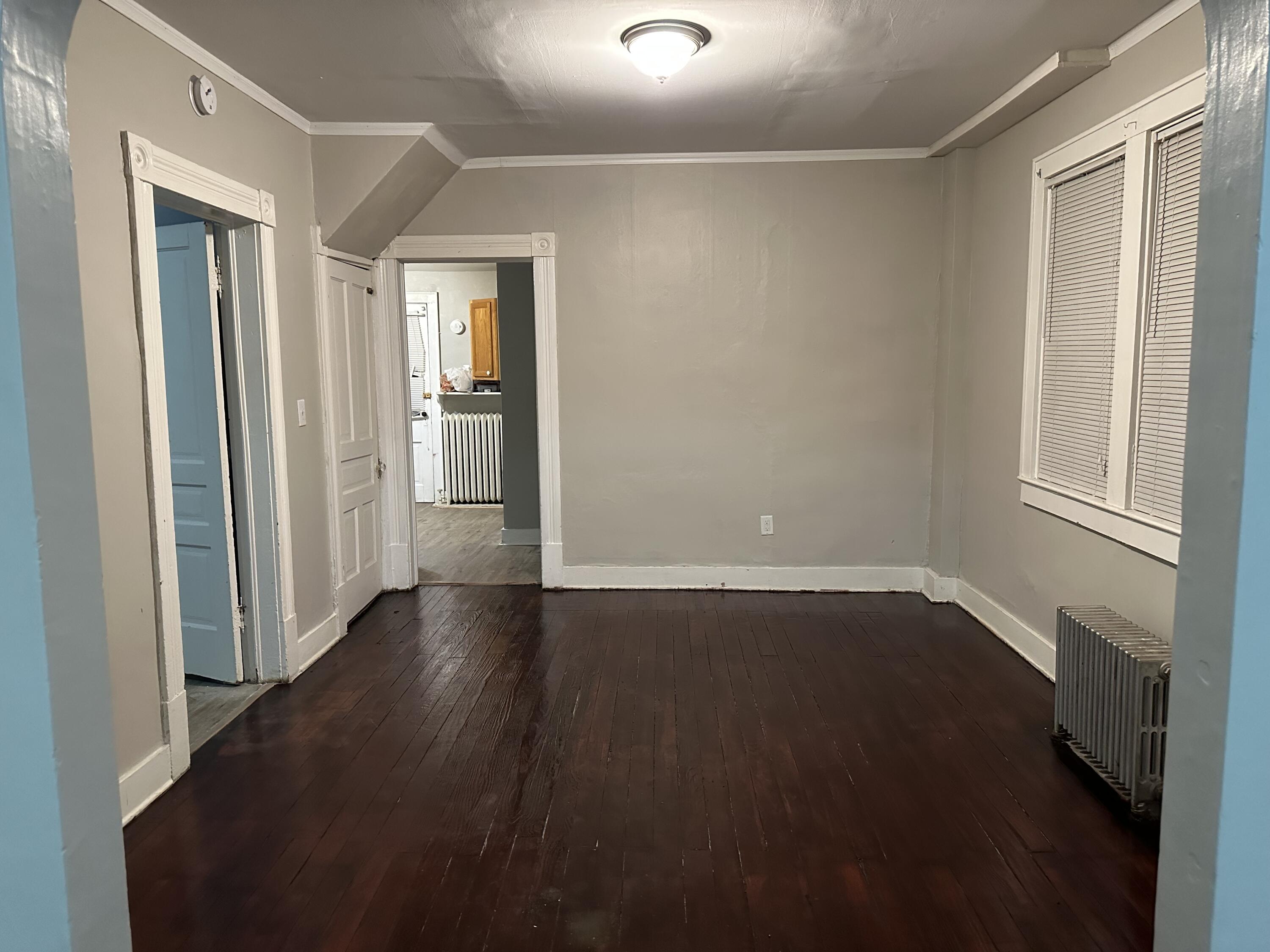 706 Webb Street Jackson, MI 49202 - Photo 5 of 16 IMG_0290