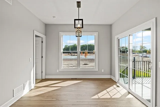 $564,900 | 107 Cedarway Circle, Unit 410, Webster, NY 14580