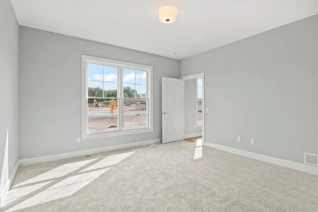 $564,900 | 107 Cedarway Circle, Unit 410, Webster, NY 14580