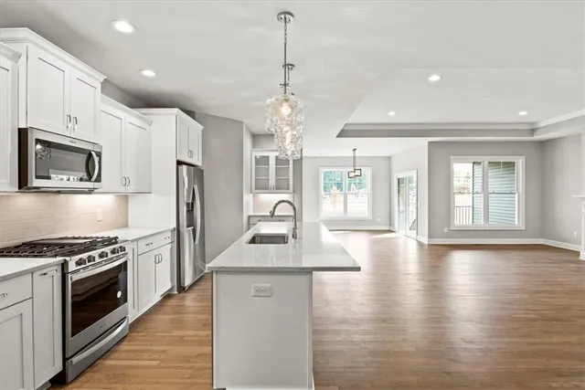 $564,900 | 107 Cedarway Circle, Unit 410, Webster, NY 14580