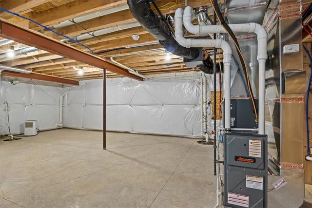 $564,900 | 107 Cedarway Circle, Unit 410, Webster, NY 14580