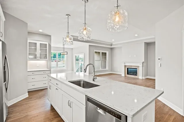 $564,900 | 107 Cedarway Circle, Unit 410, Webster, NY 14580