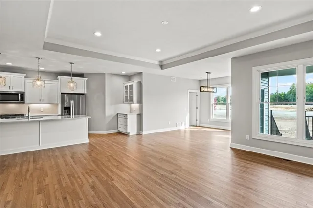 $564,900 | 107 Cedarway Circle, Unit 410, Webster, NY 14580