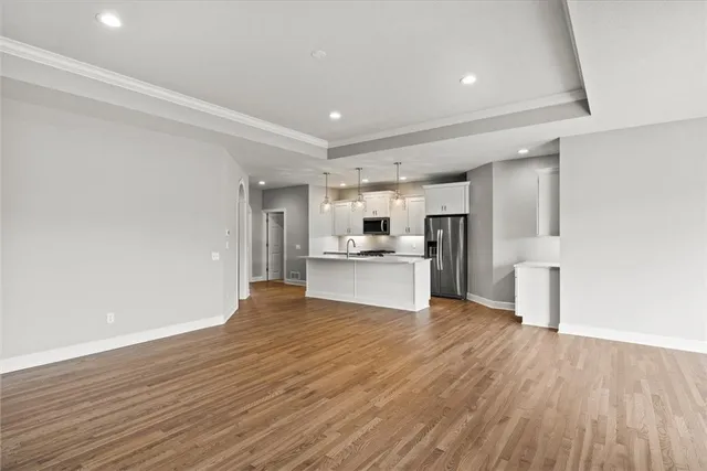 $564,900 | 107 Cedarway Circle, Unit 410, Webster, NY 14580