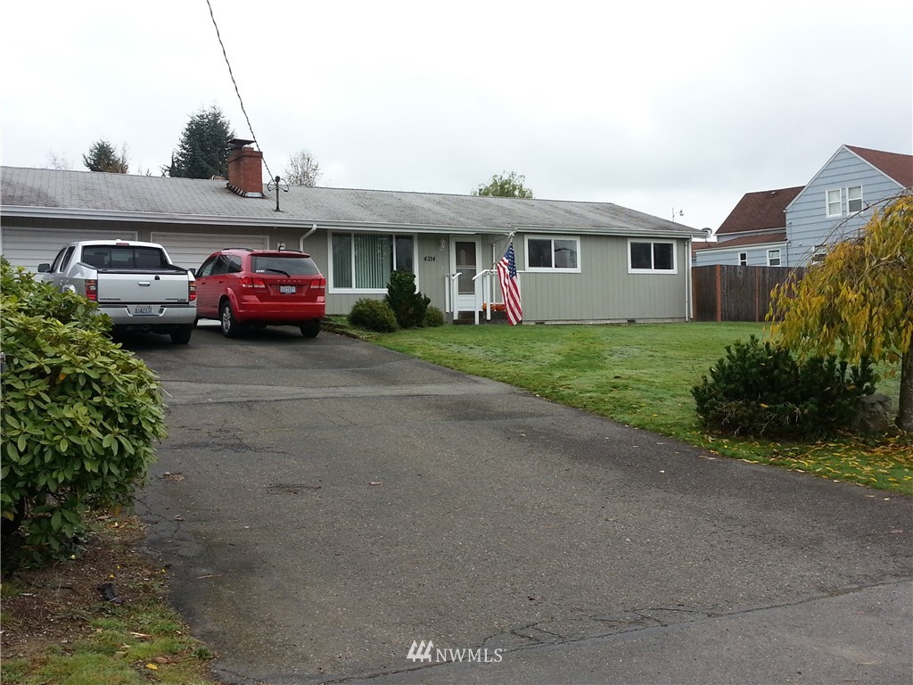 4314 Pine Road Northeast Bremerton, WA 98310 - Photo 3 of 15 Gallery Image 3