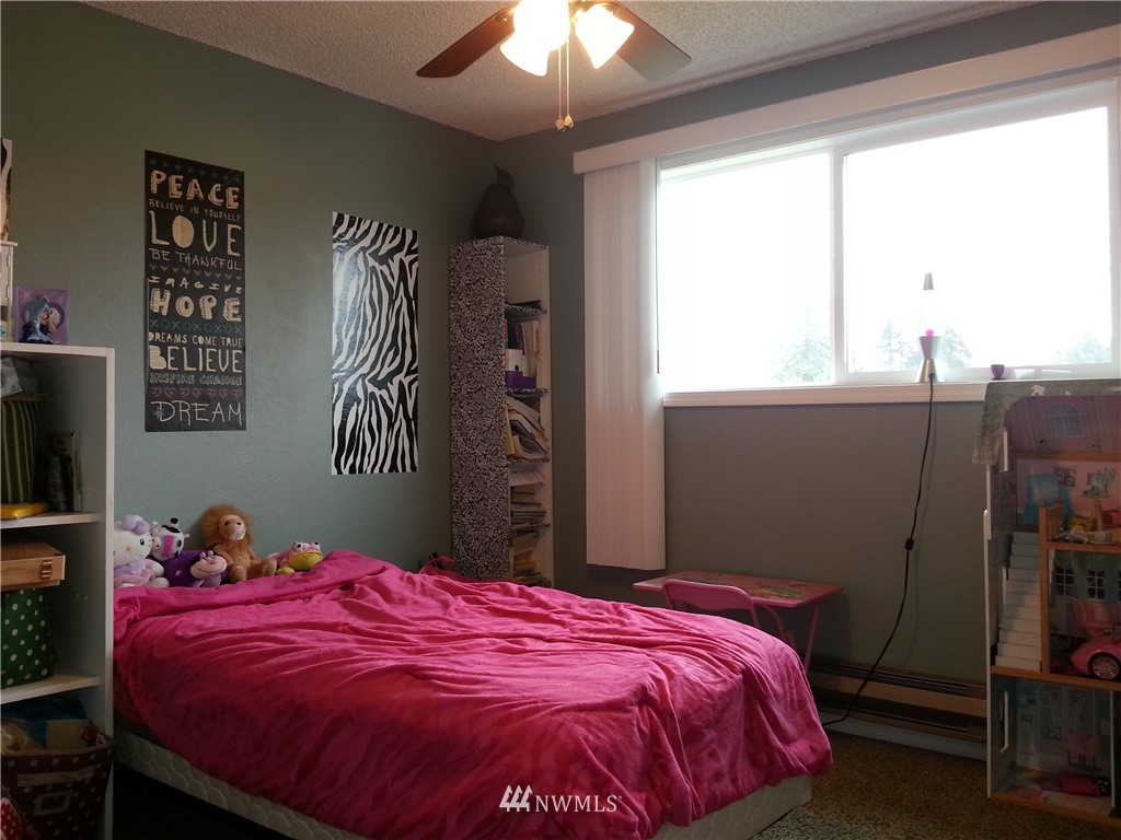 4314 Pine Road Northeast Bremerton, WA 98310 - Photo 7 of 15 Gallery Image 7