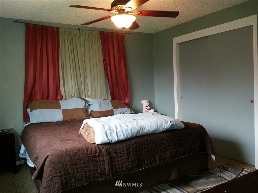 4314 Pine Road Northeast Bremerton, WA 98310 - Photo 9 of 15 Gallery Image 9