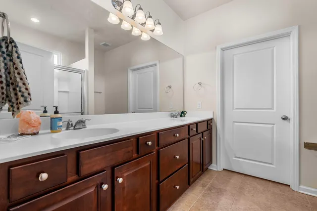 $425,000 | 557 Sea Foam Street, Summerville, SC 29486