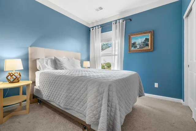 $425,000 | 557 Sea Foam Street, Summerville, SC 29486