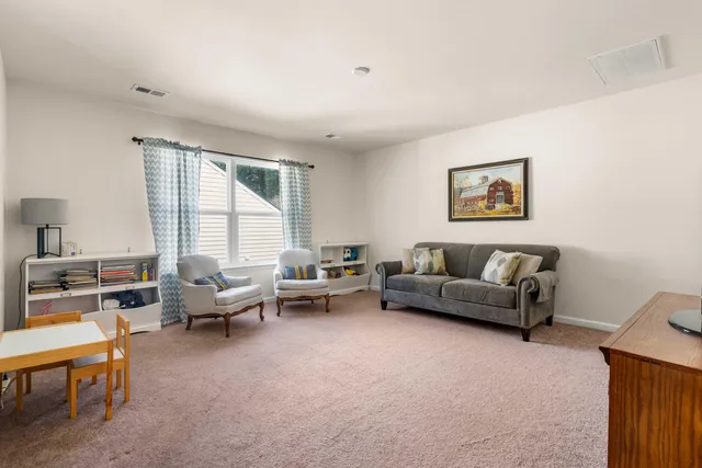 $425,000 | 557 Sea Foam Street, Summerville, SC 29486