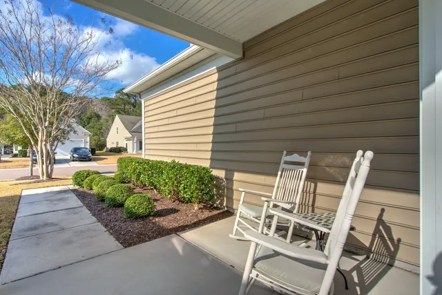 $425,000 | 557 Sea Foam Street, Summerville, SC 29486