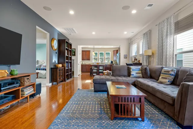 $425,000 | 557 Sea Foam Street, Summerville, SC 29486