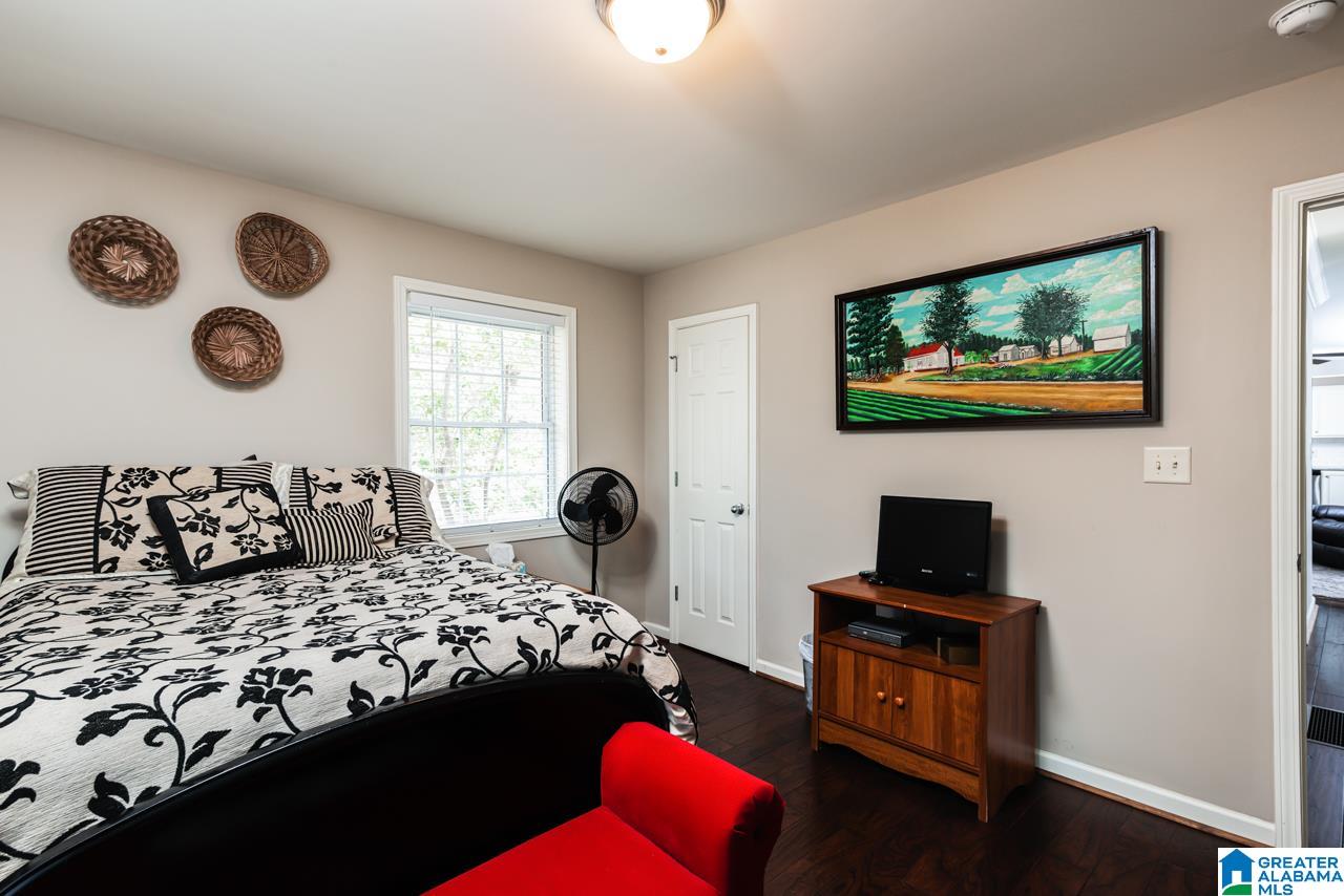 1601 Cresthill Road Birmingham, AL 35213 - Photo 15 of 24