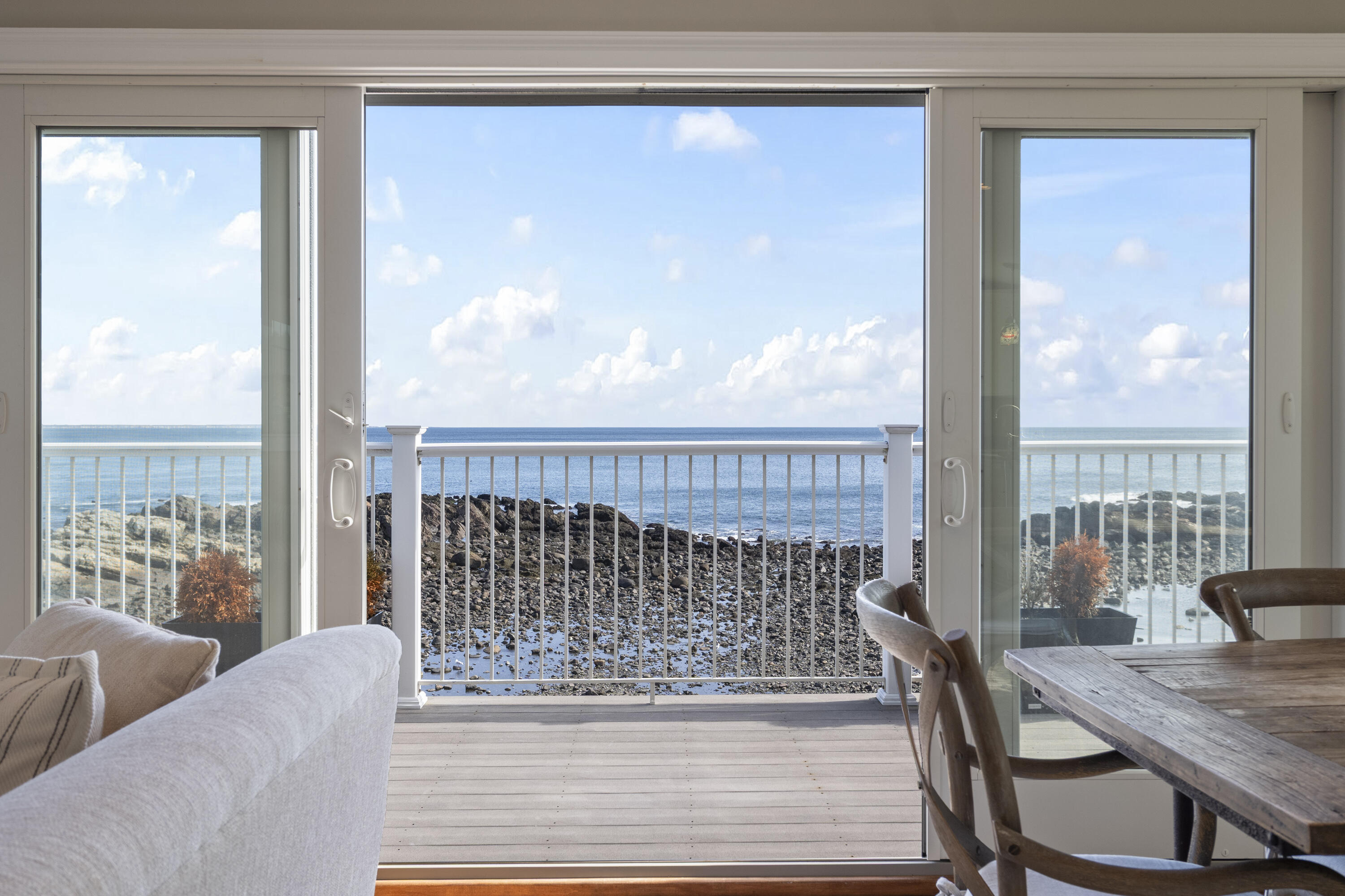 115 Perkins Cove Road Ogunquit, ME 03907 - Photo 16 of 68 Main Living Oceanside