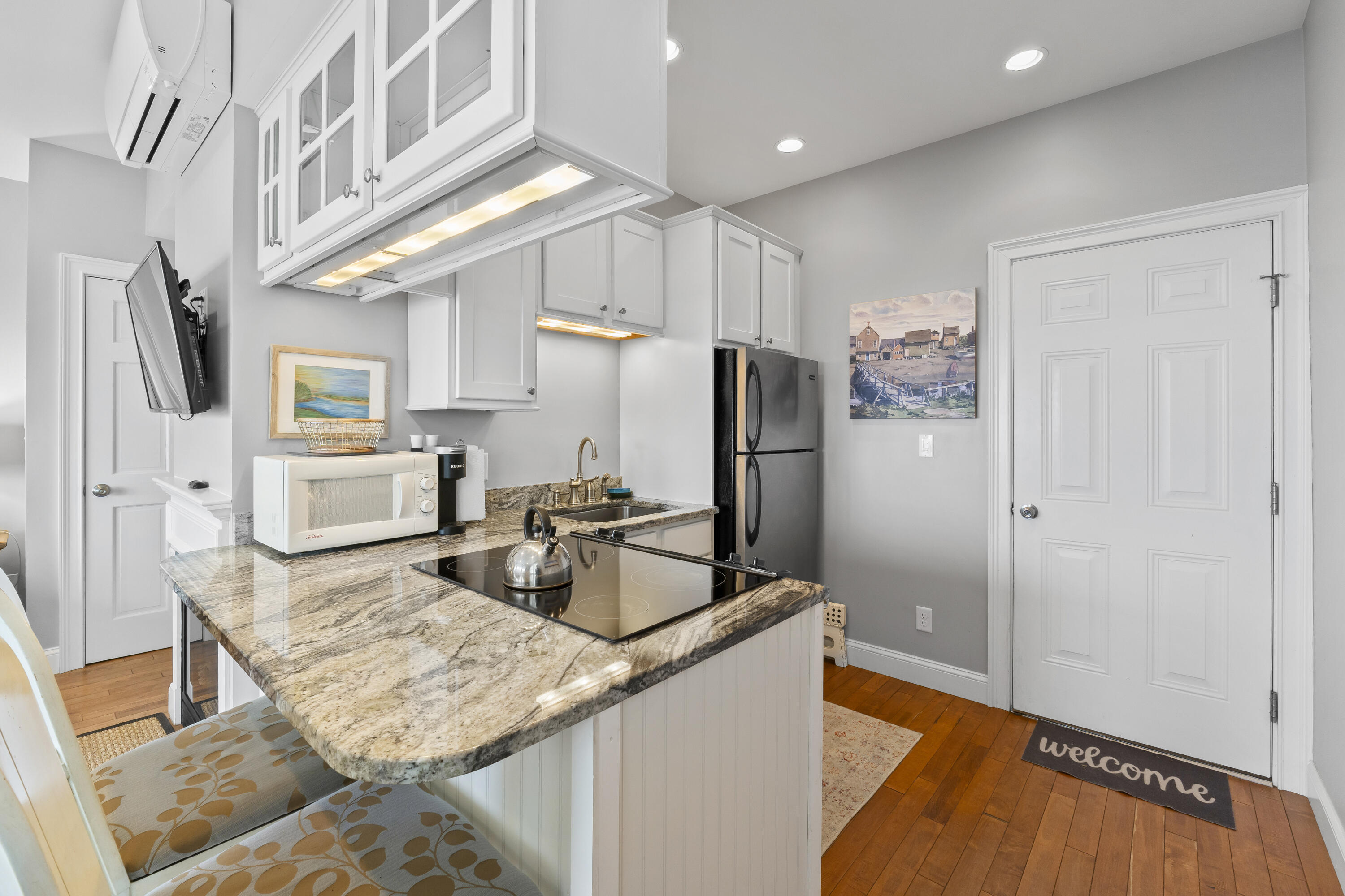 115 Perkins Cove Road Ogunquit, ME 03907 - Photo 45 of 68 Guest Suite Kitchen