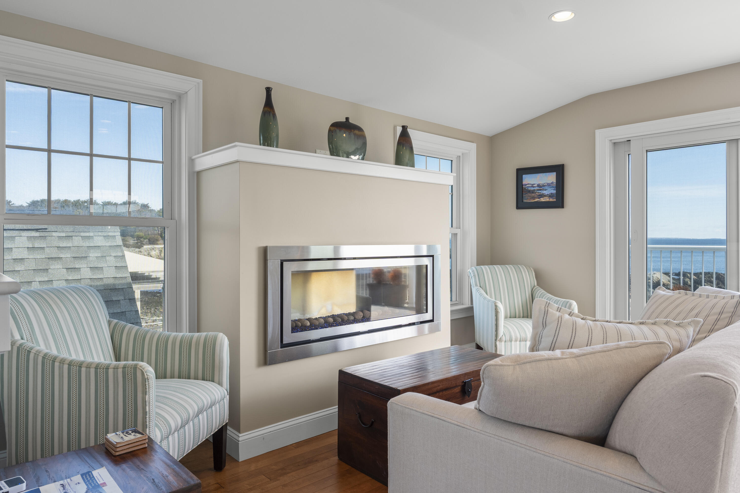 115 Perkins Cove Road Ogunquit, ME 03907 - Photo 7 of 68 Living Room