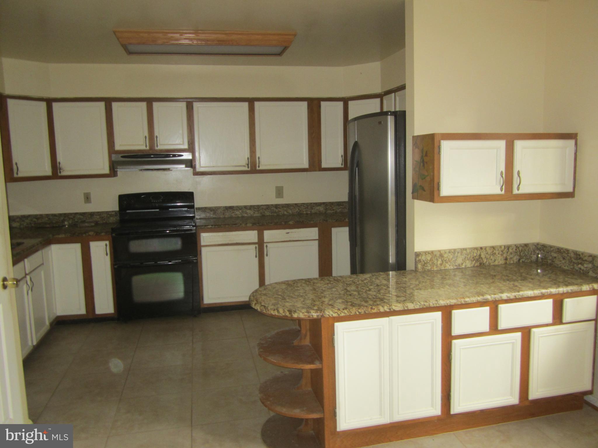 6025 Locust Road St. Leonard, MD 20685 - Photo 3 of 19