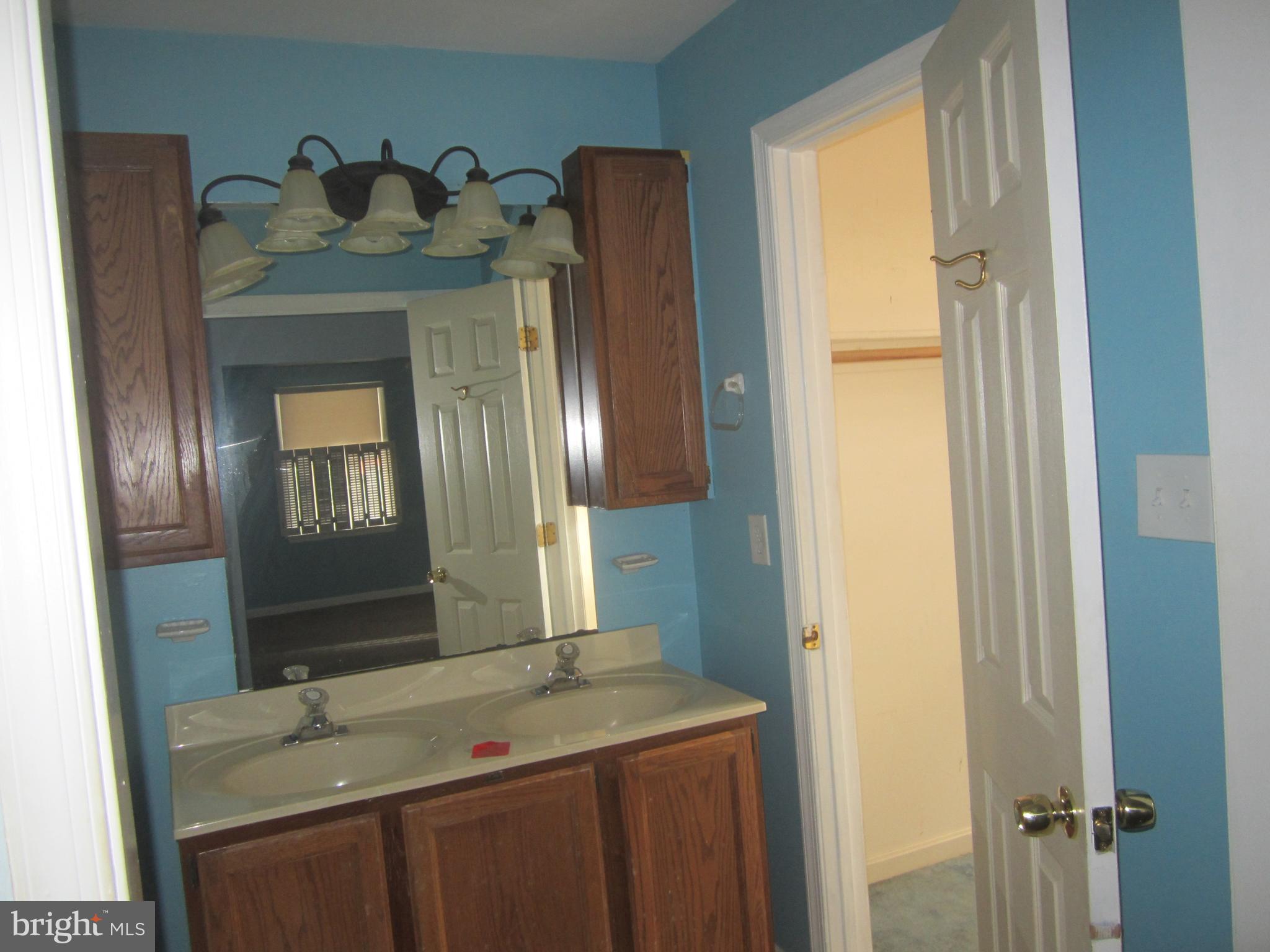 6025 Locust Road St. Leonard, MD 20685 - Photo 9 of 19