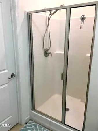 $2,295 | 725 Edgewater Ridge Court, Apex, NC 27523