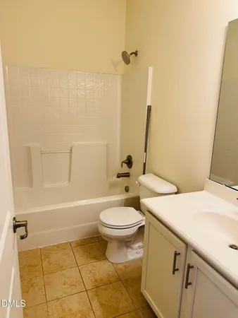 $2,295 | 725 Edgewater Ridge Court, Apex, NC 27523