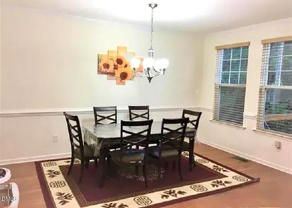 $2,295 | 725 Edgewater Ridge Court, Apex, NC 27523
