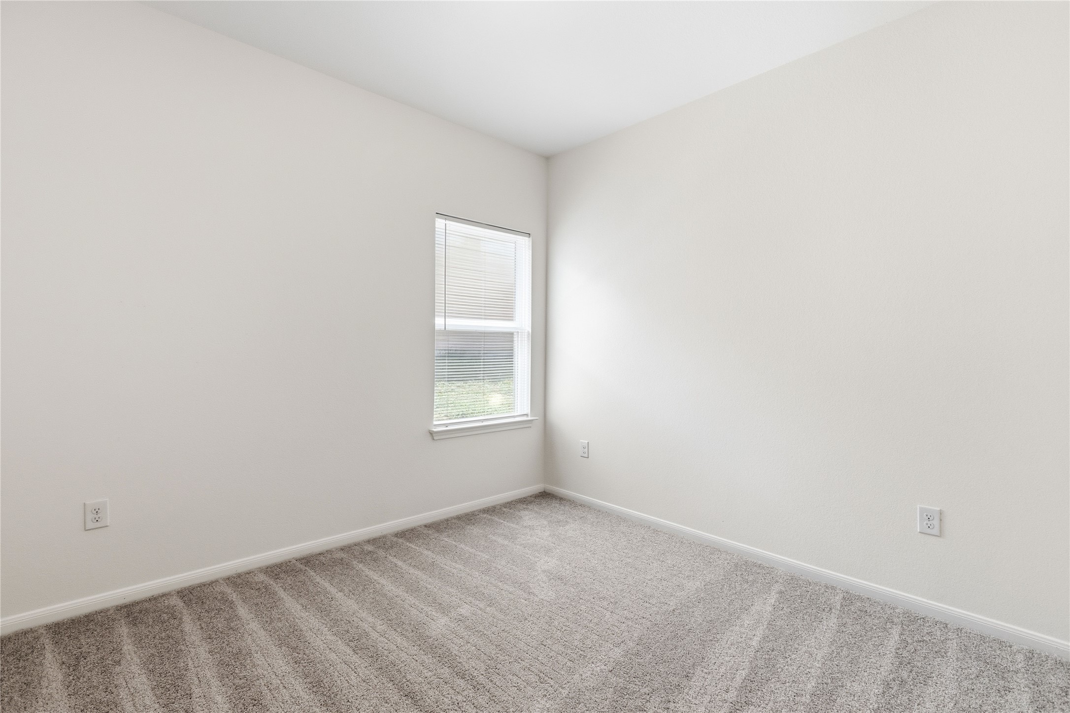 7121 Ranchito Drive Austin, TX 78744 - Photo 20 of 30