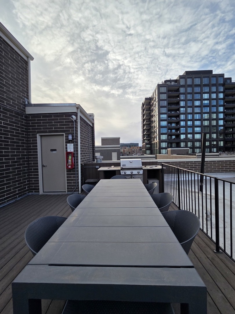 22 North Aberdeen Street, Unit 408 Chicago, IL 60607 - Photo 15 of 18