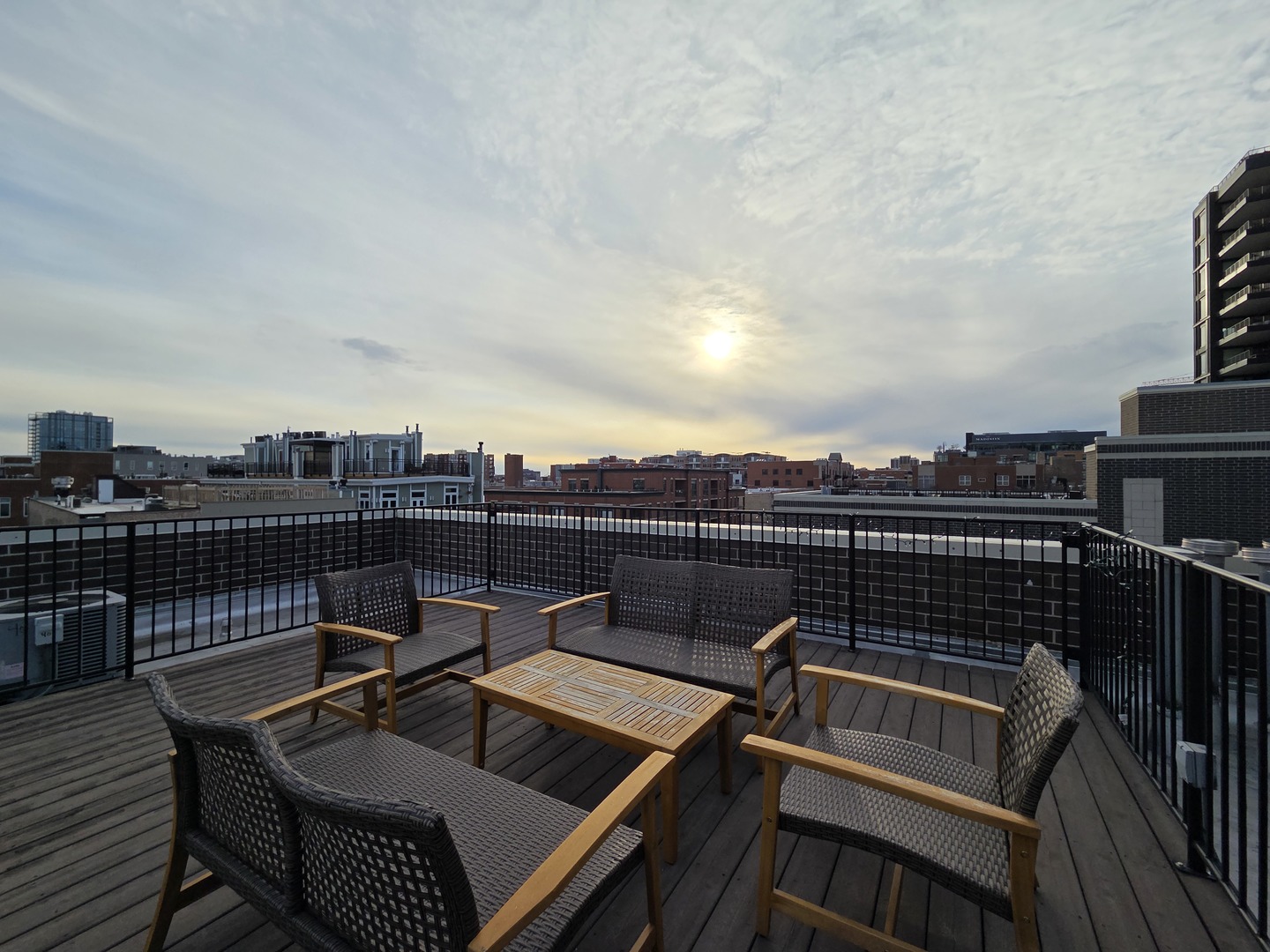 22 North Aberdeen Street, Unit 408 Chicago, IL 60607 - Photo 17 of 18