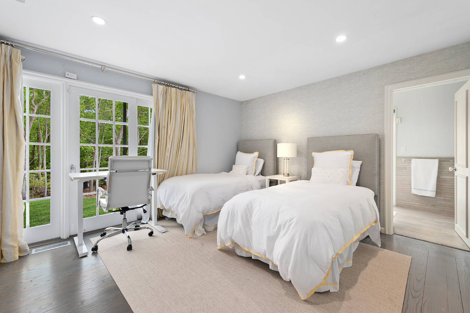 535 Old Sag Harbor Road Bridgehampton, NY 11963 - Photo 19 of 24