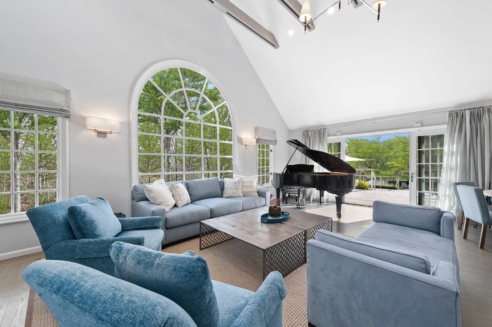 535 Old Sag Harbor Road Bridgehampton, NY 11963 - Photo 3 of 24