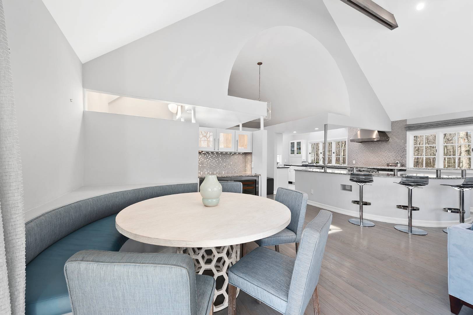 535 Old Sag Harbor Road Bridgehampton, NY 11963 - Photo 7 of 24