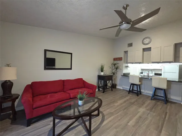 $1,750 | 801 River Road, Unit 114F, Montgomery, TX 77356