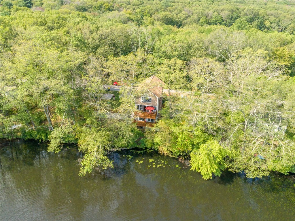 209 Log Road Smithfield, RI 02917 - Photo 11 of 37