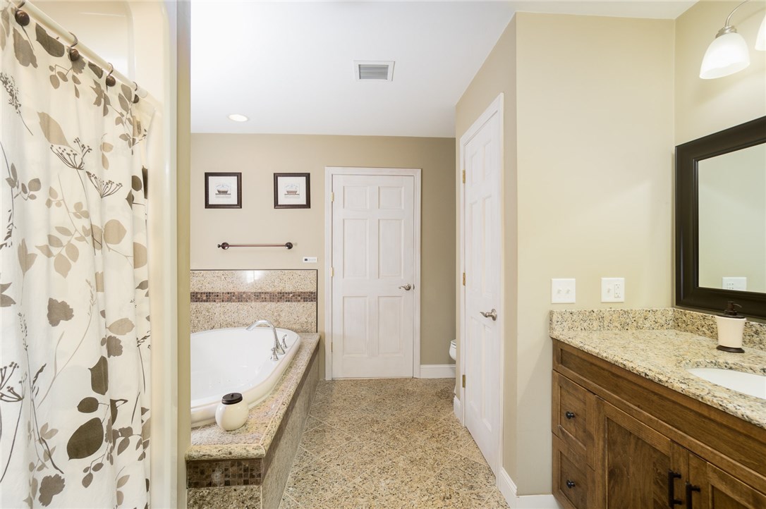 209 Log Road Smithfield, RI 02917 - Photo 27 of 37