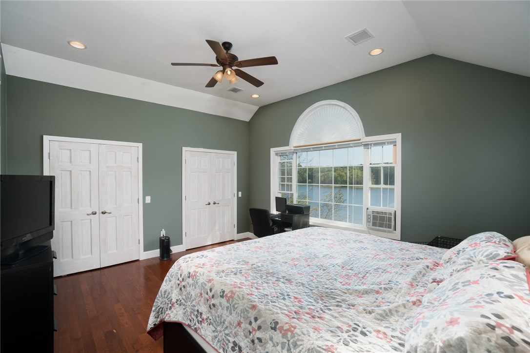 209 Log Road Smithfield, RI 02917 - Photo 33 of 37