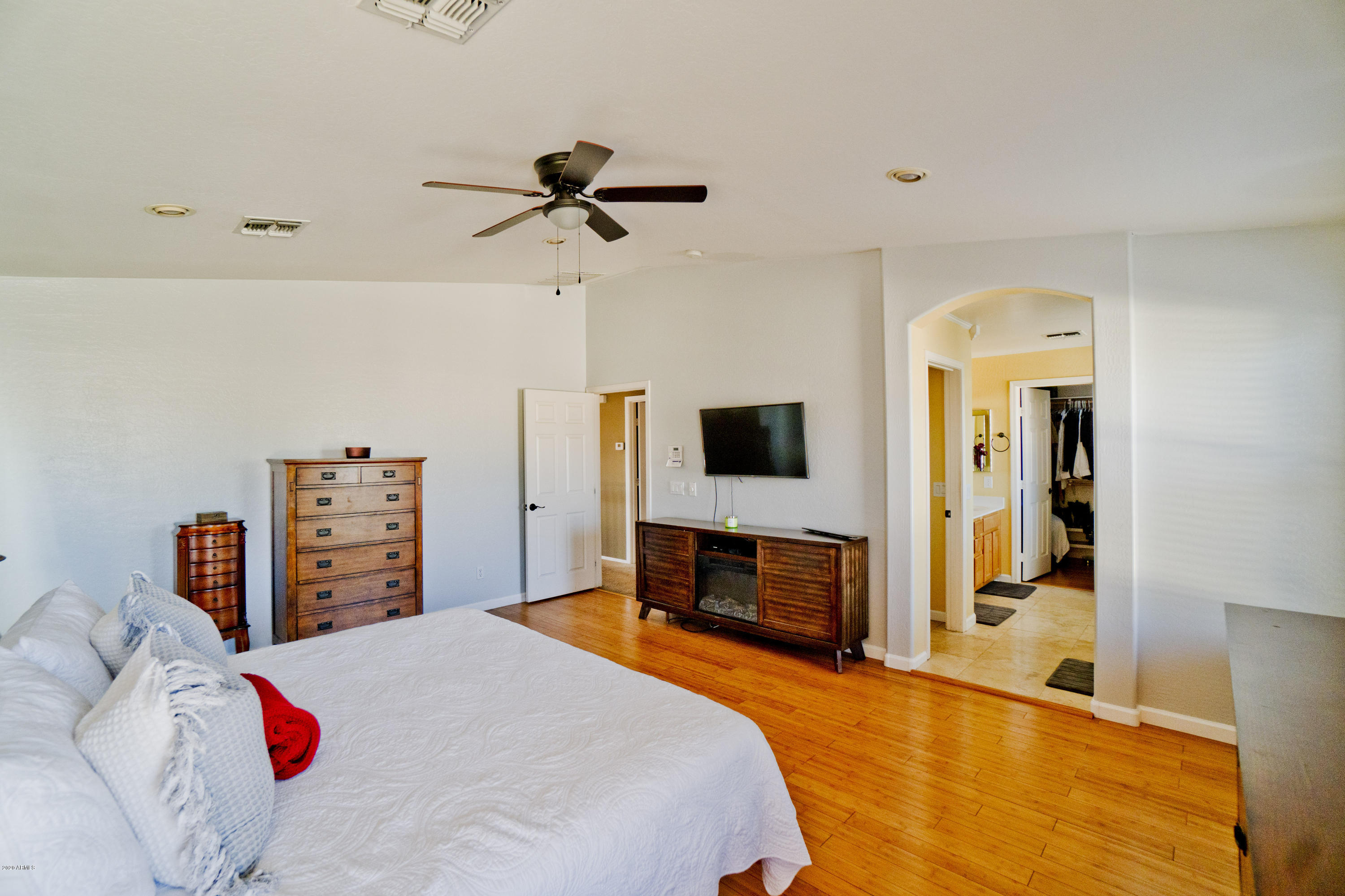 2323 West Darrel Road Phoenix, AZ 85041 - Photo 25 of 34 384AE7E0-9BAC-4203-9006-F6B25A96EB27