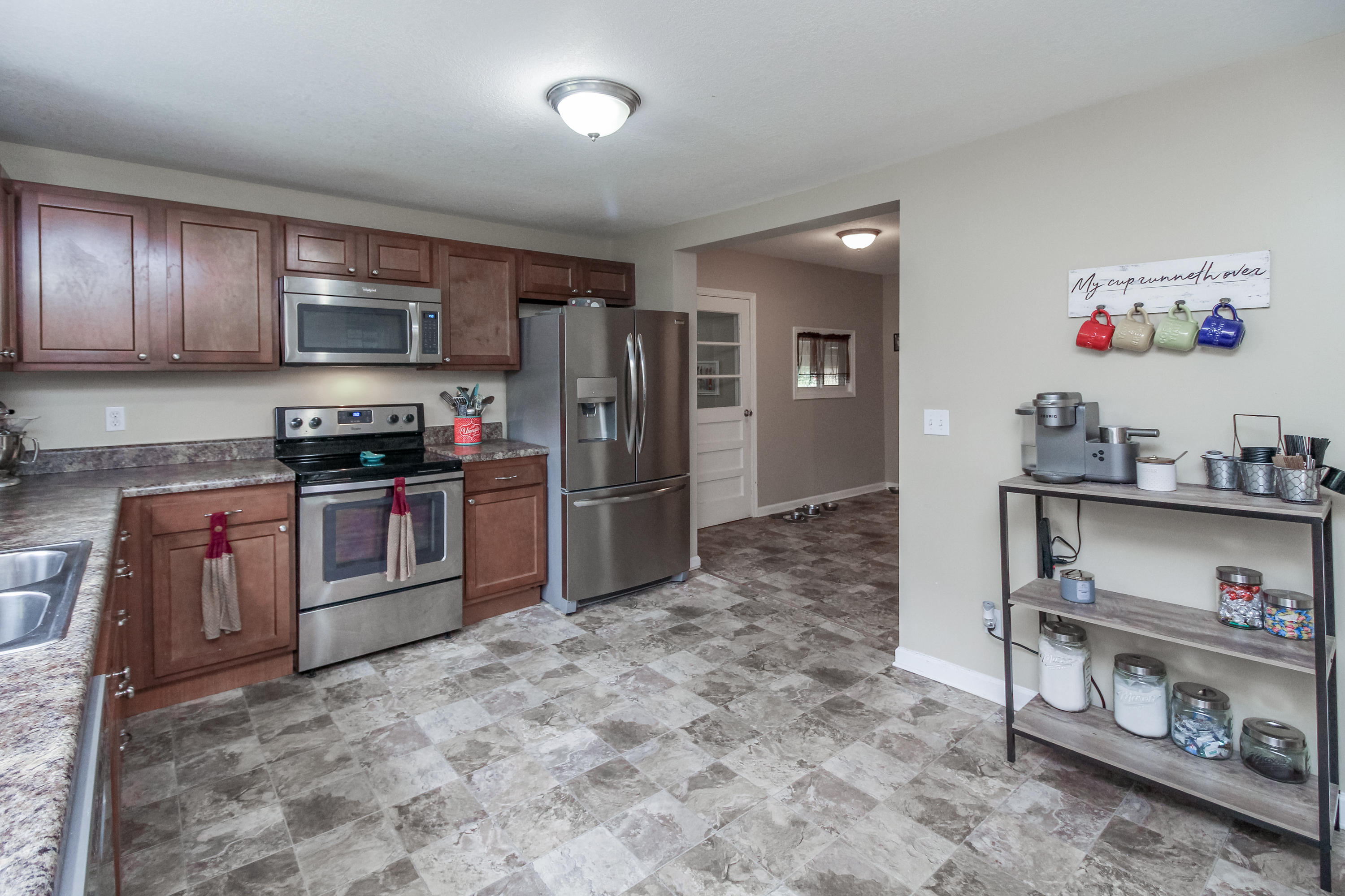 667 Dietz Road Ringgold, GA 30736 - Photo 8 of 31 667 Dietz Rd-25